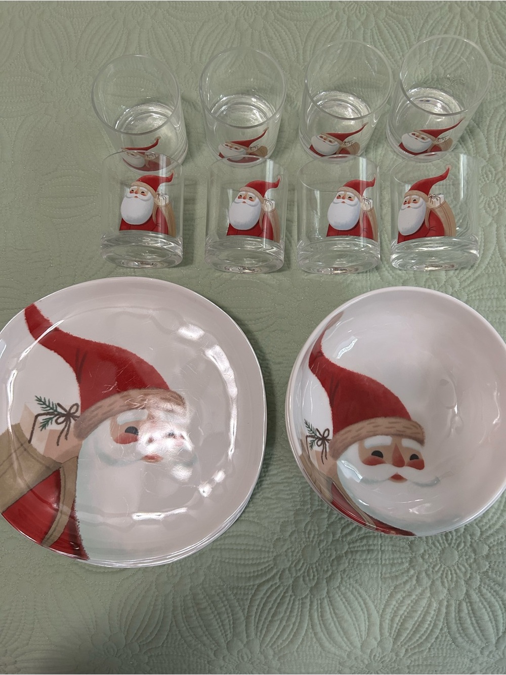 WONDERSHOP Melamine 8 Pc. Red Santa Dinner Set- Plates, Bowls & Glasses. SO CUTE